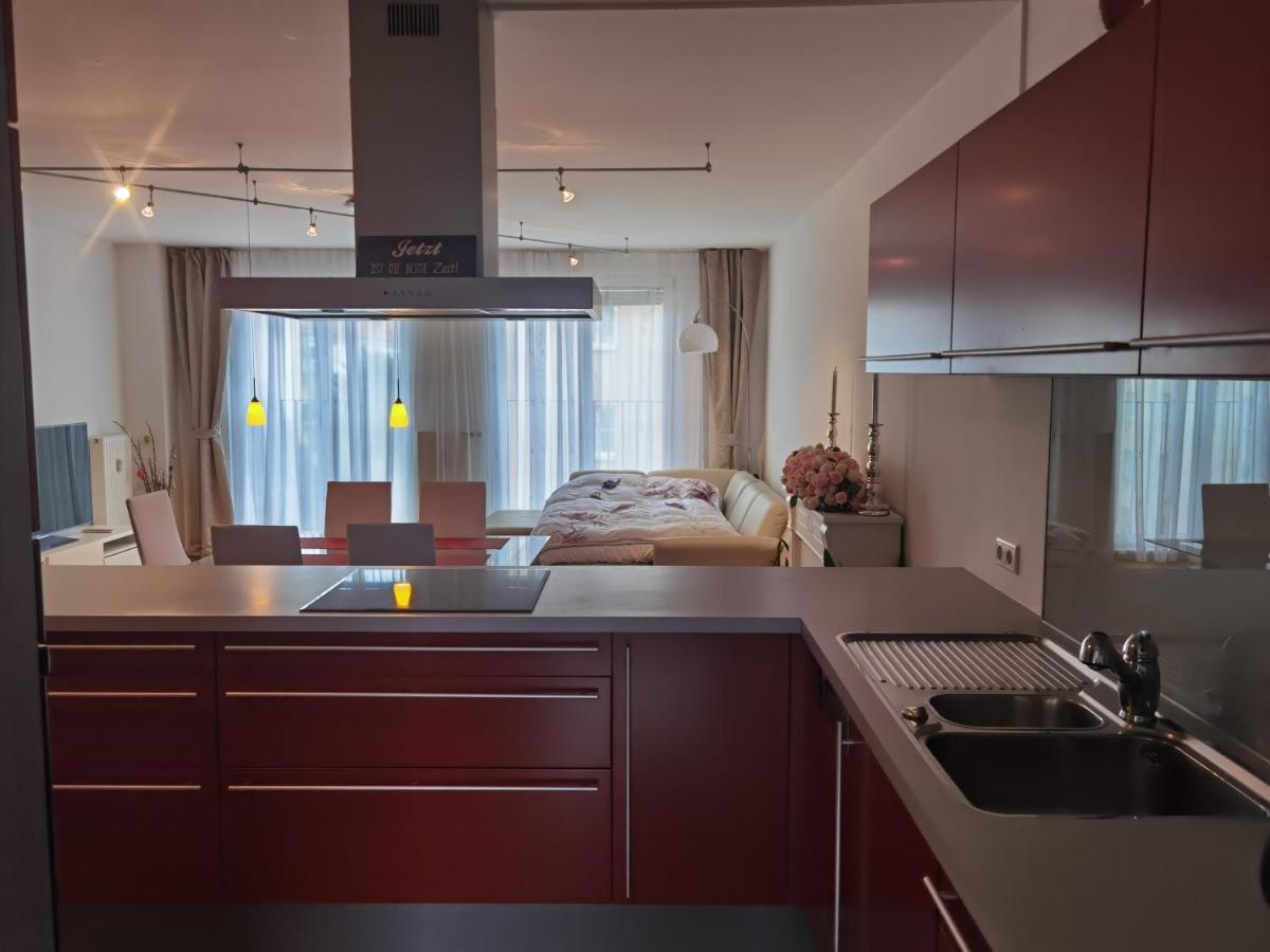 וינה Modernes Studio-Apartment Nahe Zentrum Mit Garagenplatz מראה חיצוני תמונה