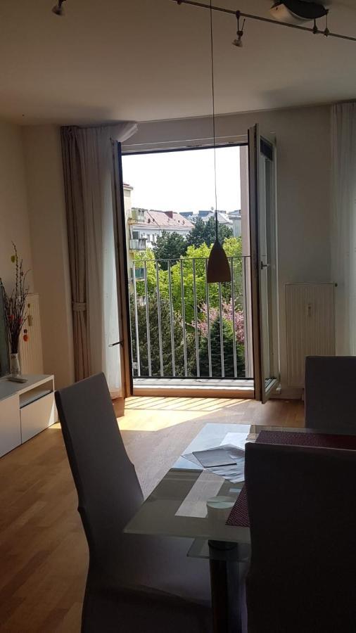 וינה Modernes Studio-Apartment Nahe Zentrum Mit Garagenplatz מראה חיצוני תמונה